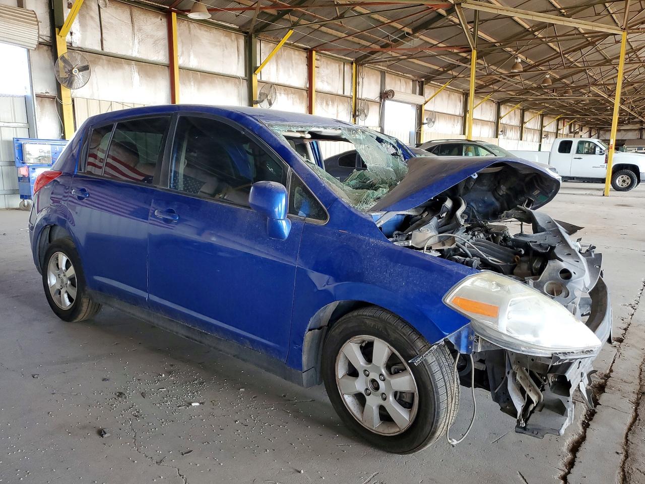 2012 NISSAN VERSA