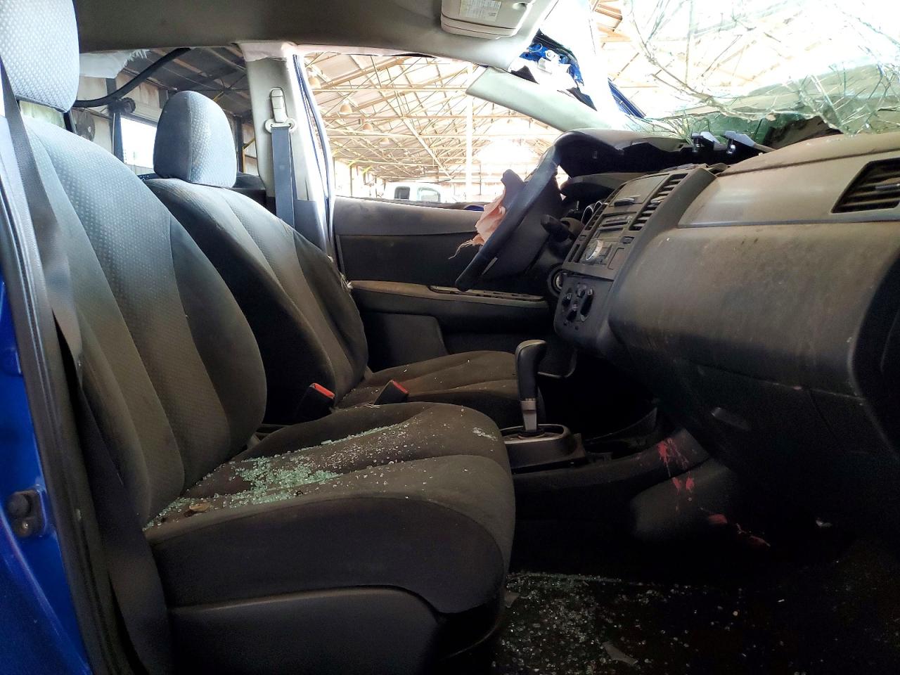 2012 NISSAN VERSA