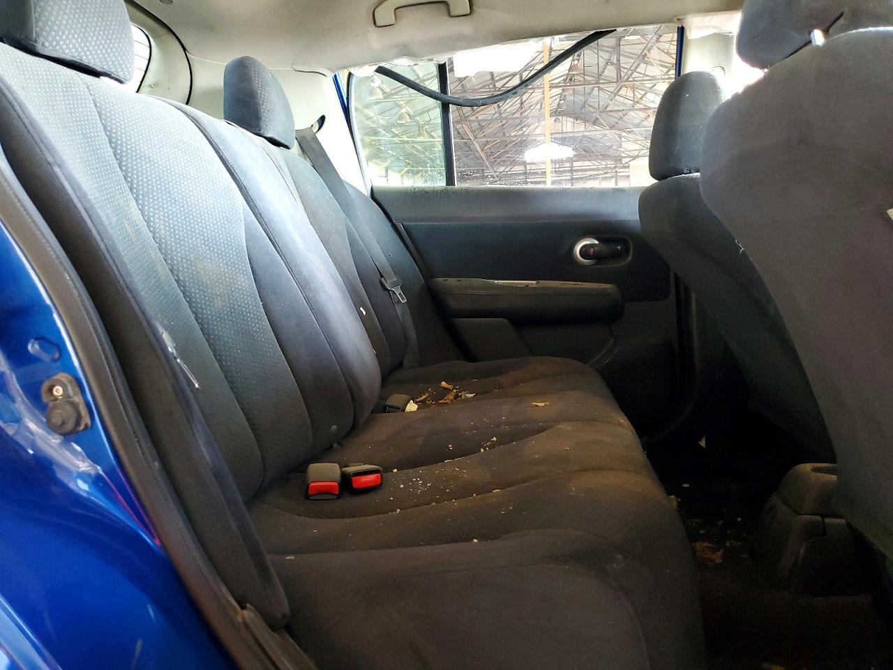 2012 NISSAN VERSA