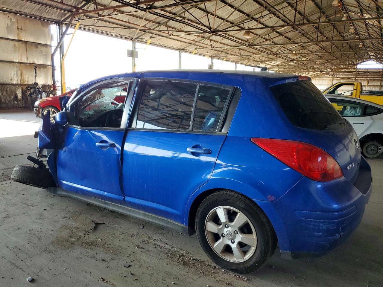 2012 NISSAN VERSA