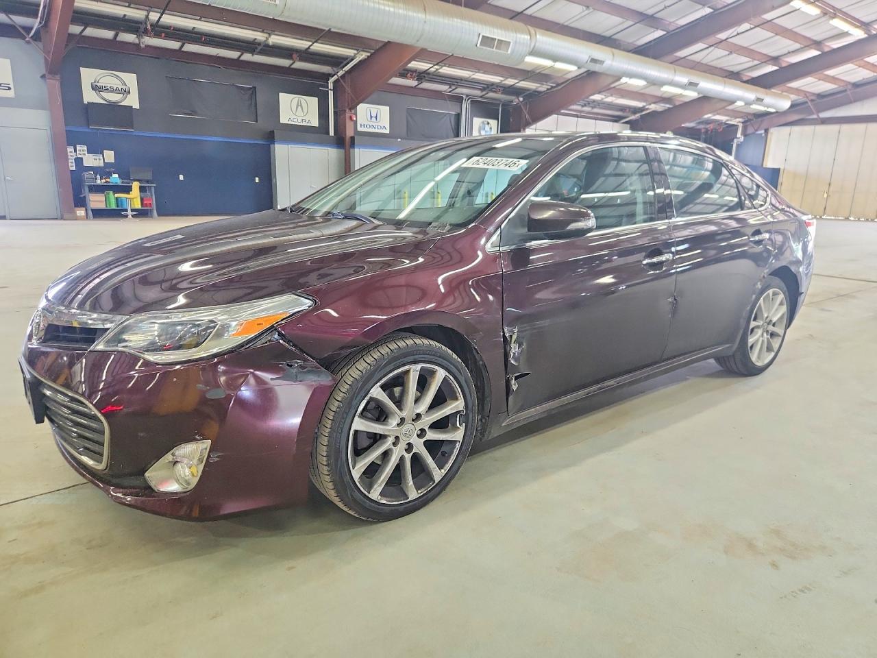 2013 TOYOTA AVALON