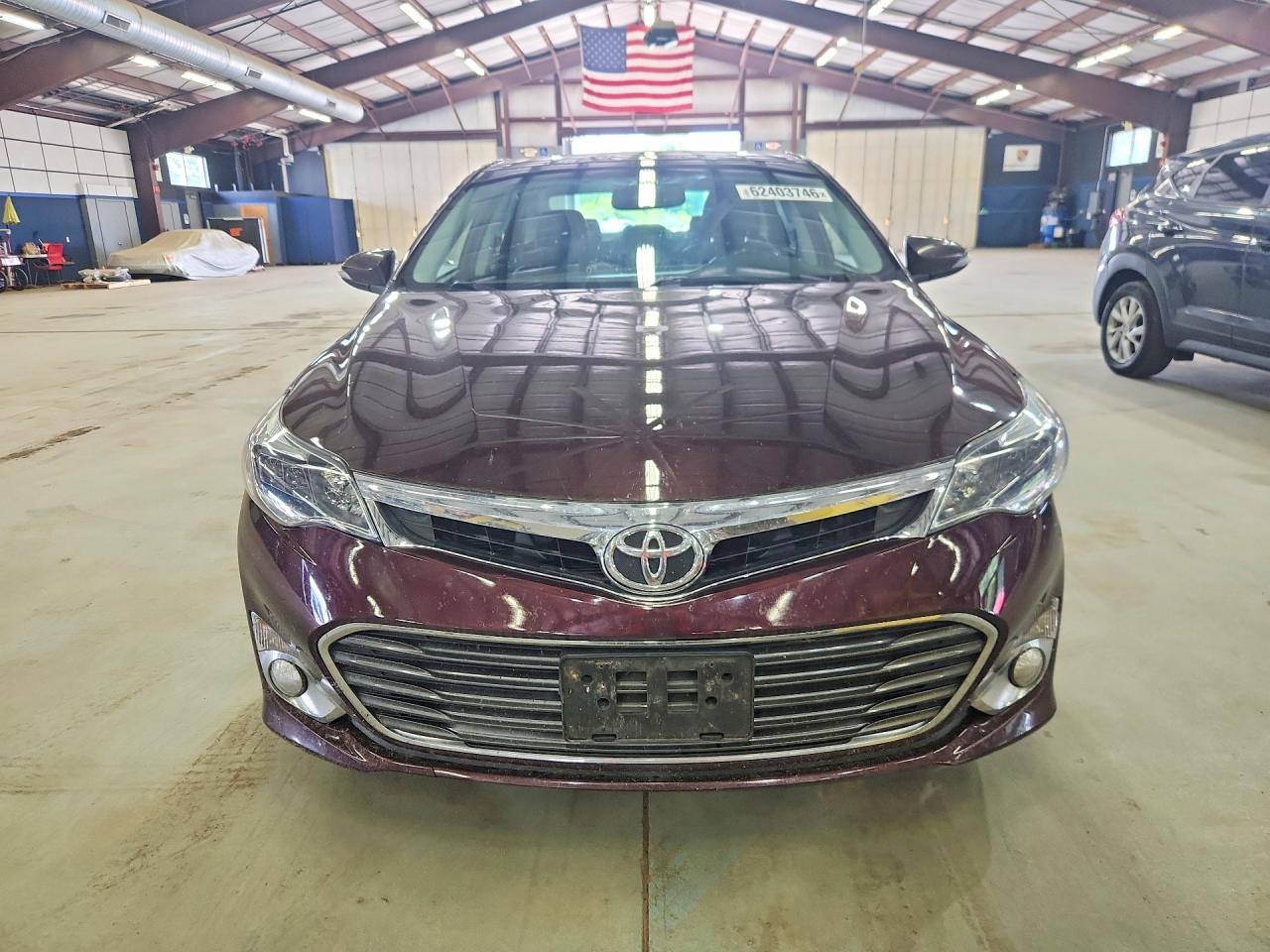 2013 TOYOTA AVALON