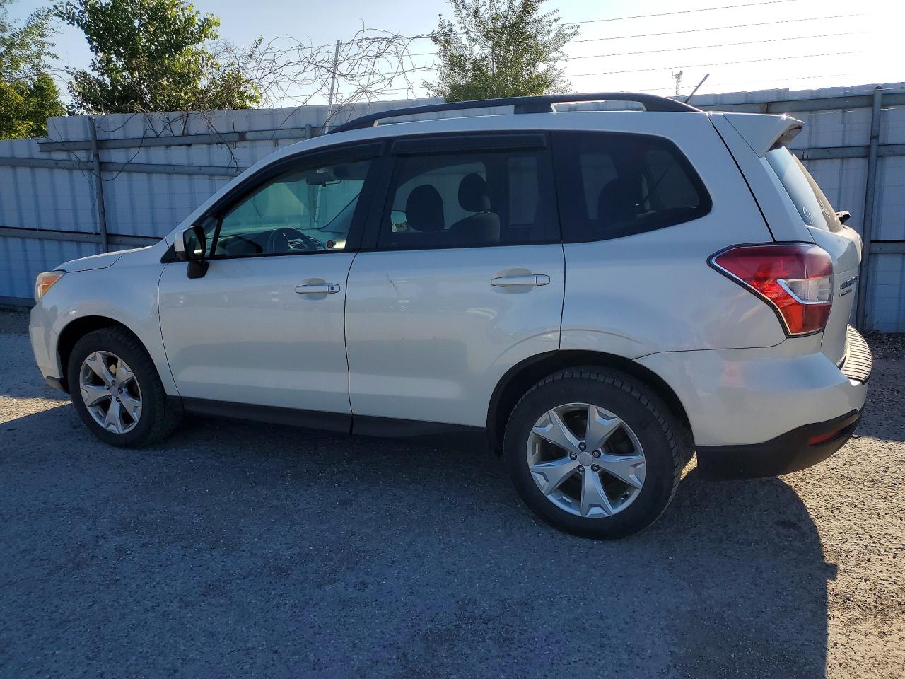 2015 SUBARU FORESTER