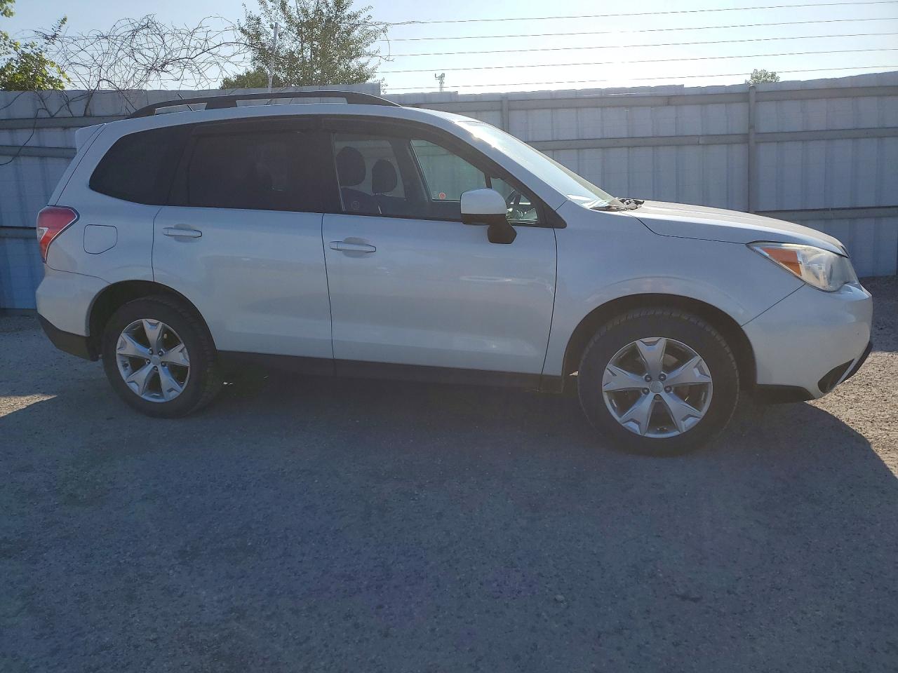 2015 SUBARU FORESTER