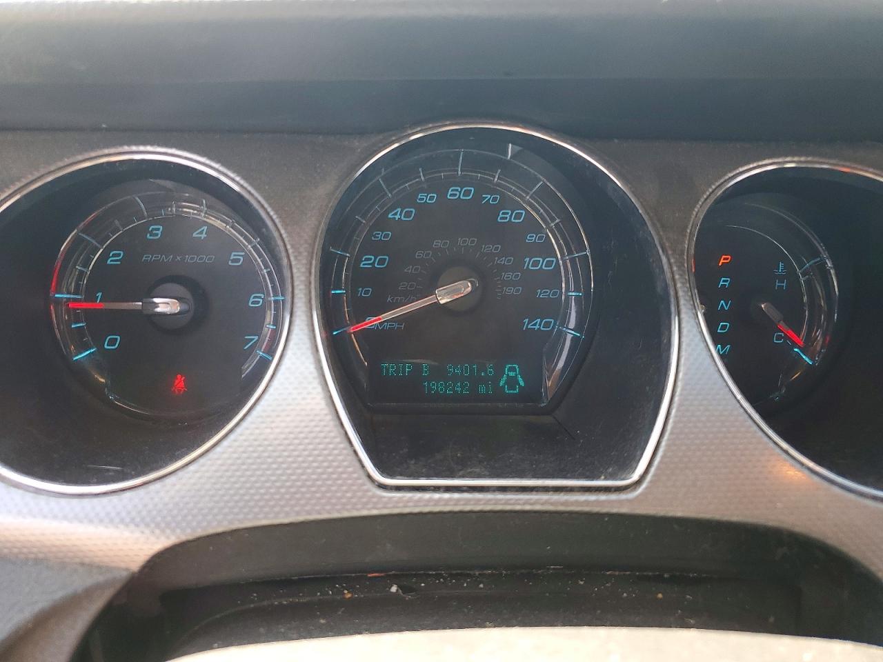 2010 FORD TAURUS