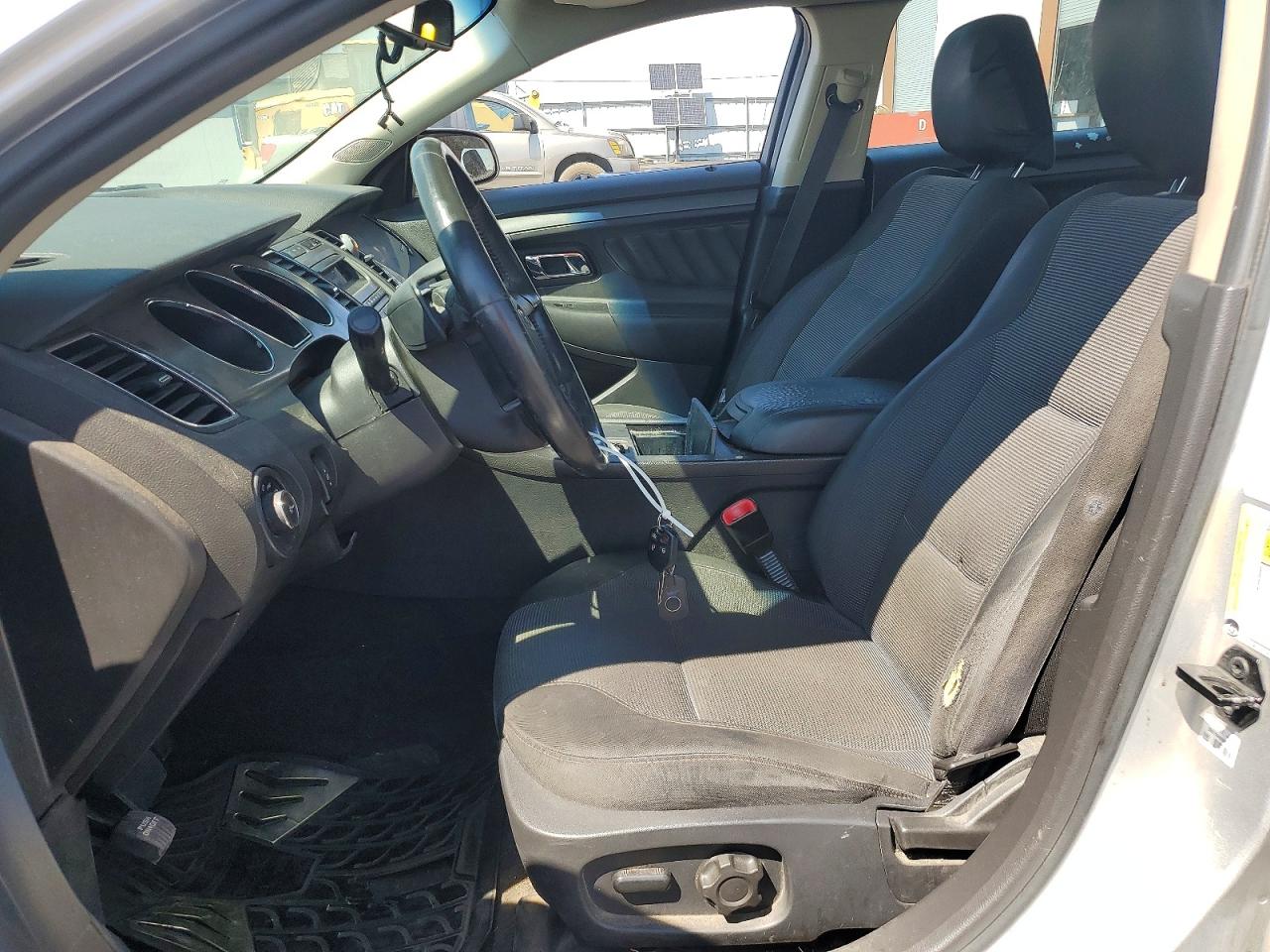 2010 FORD TAURUS