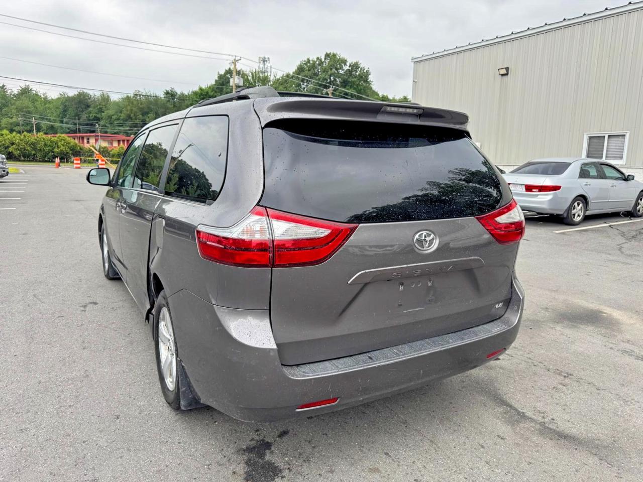 2017 TOYOTA SIENNA