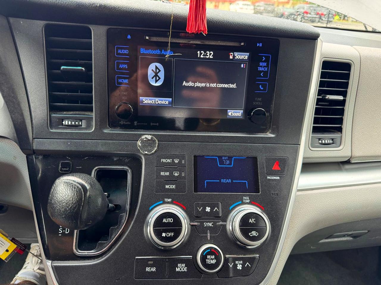 2017 TOYOTA SIENNA