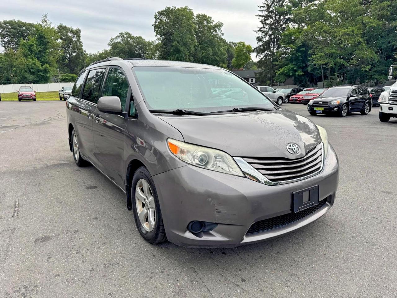 2017 TOYOTA SIENNA