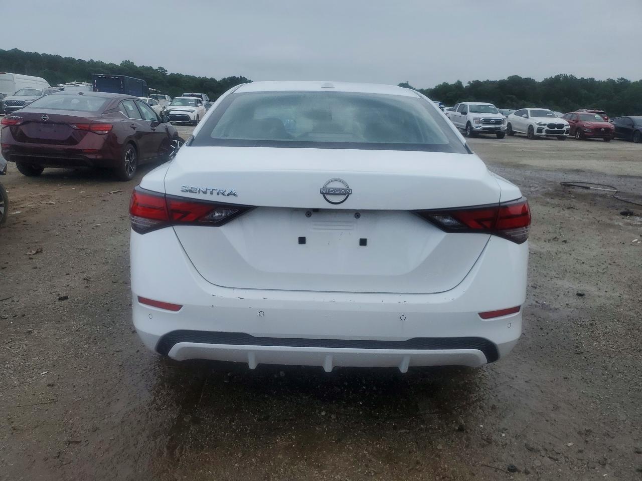2025 NISSAN SENTRA