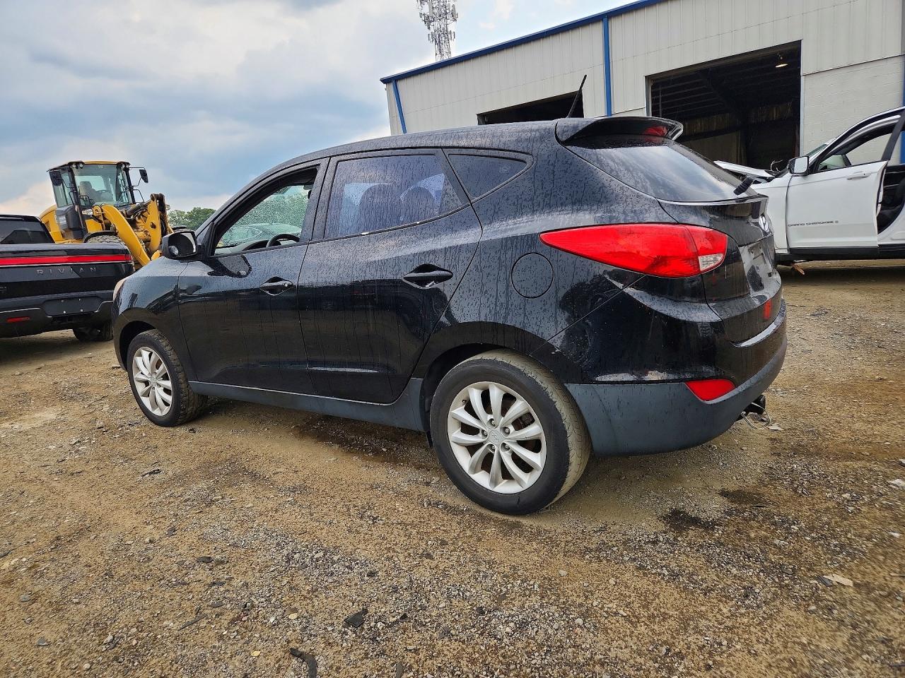 2011 HYUNDAI TUCSON