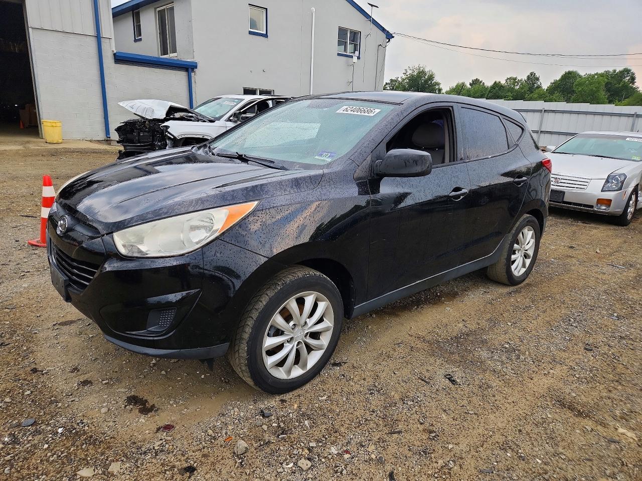 2011 HYUNDAI TUCSON