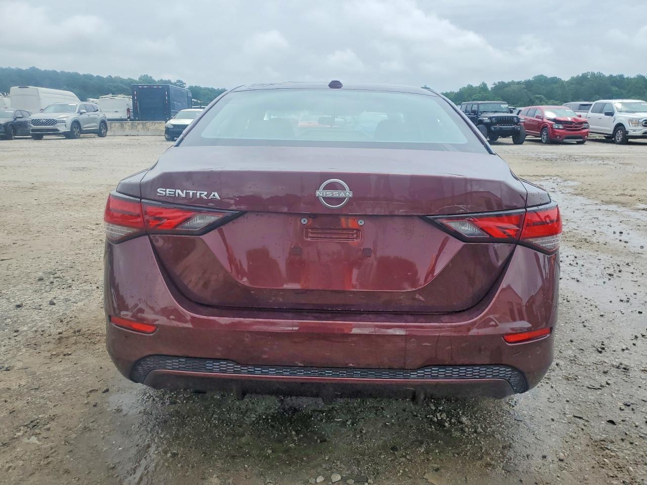 2025 NISSAN SENTRA