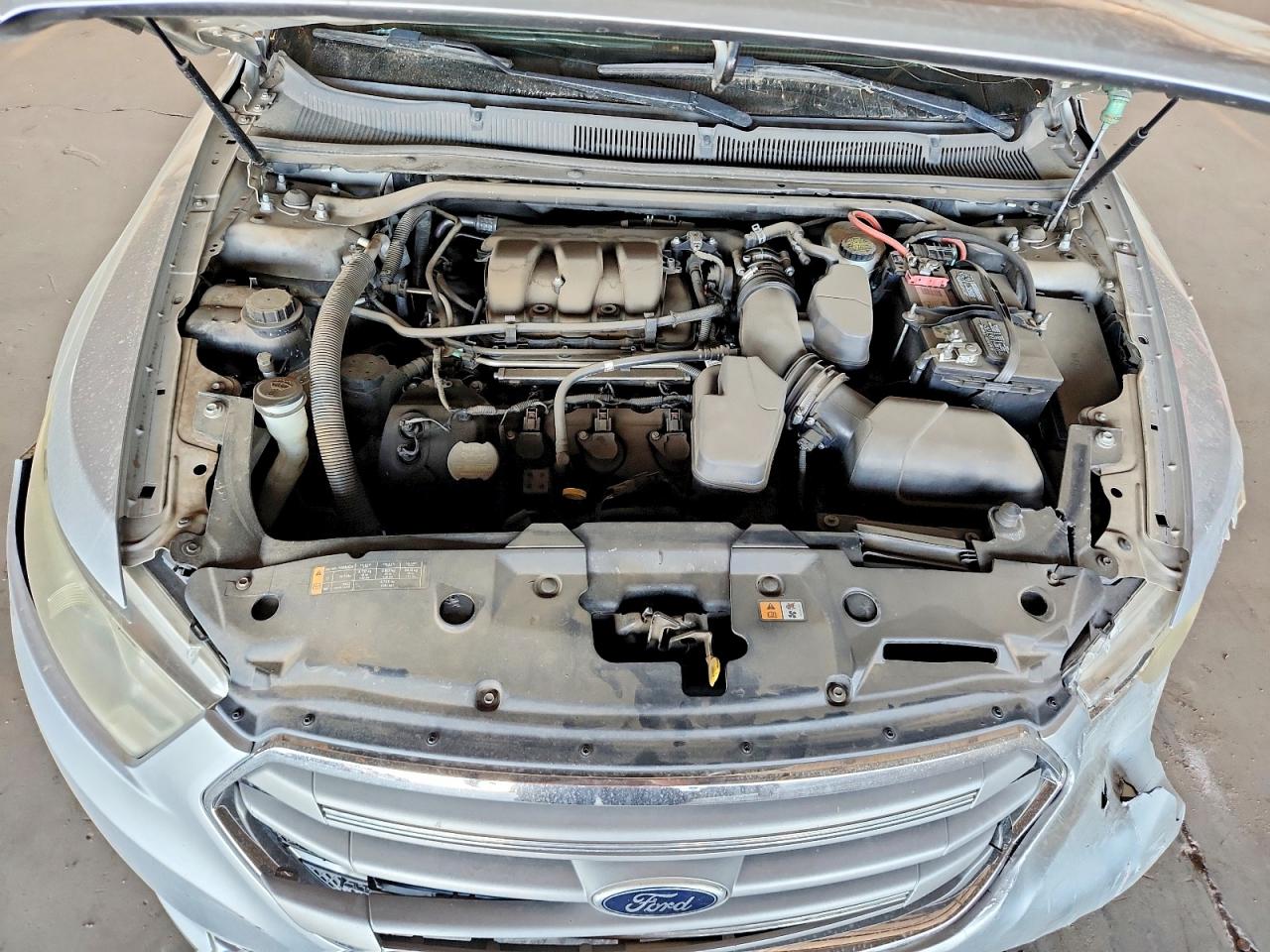 2013 FORD TAURUS