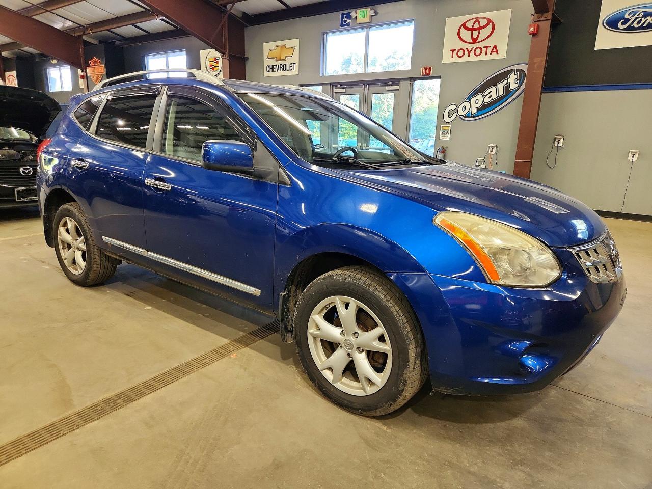 2011 NISSAN ROGUE