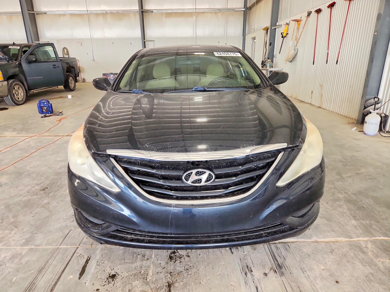 2011 HYUNDAI SONATA