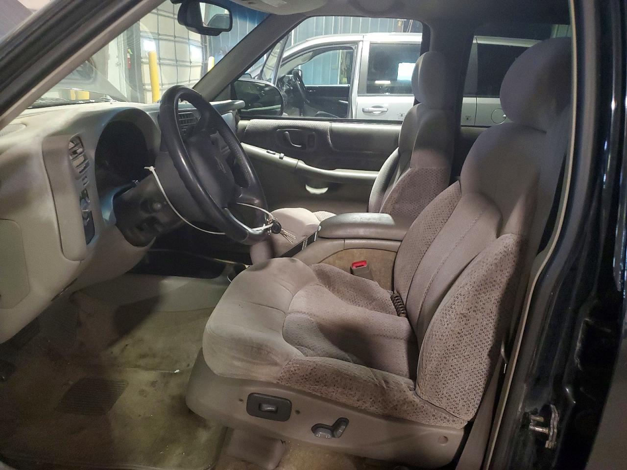 2001 CHEVROLET BLAZER