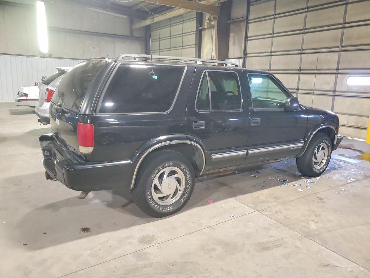 2001 CHEVROLET BLAZER