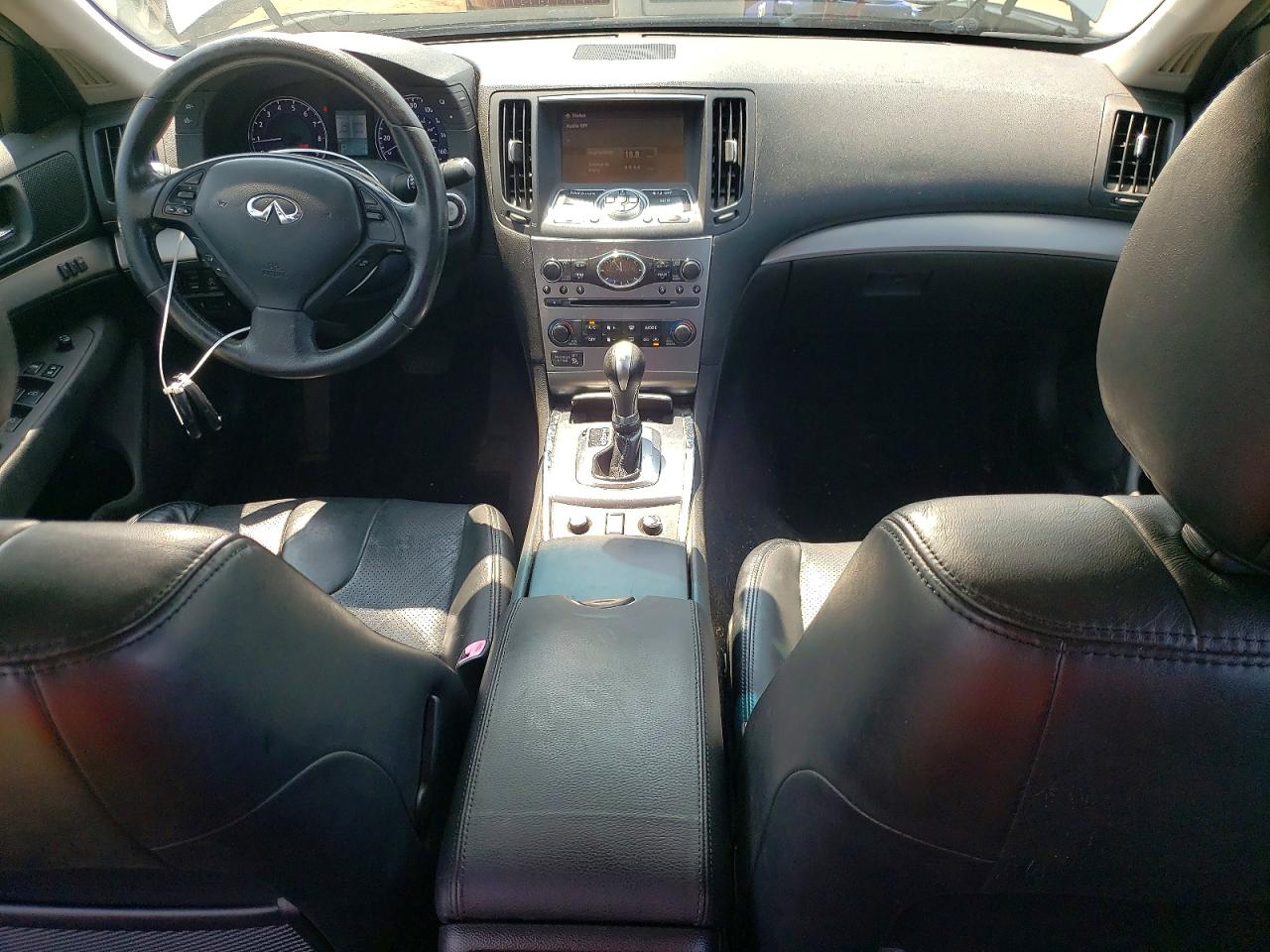 2010 INFINITI G37