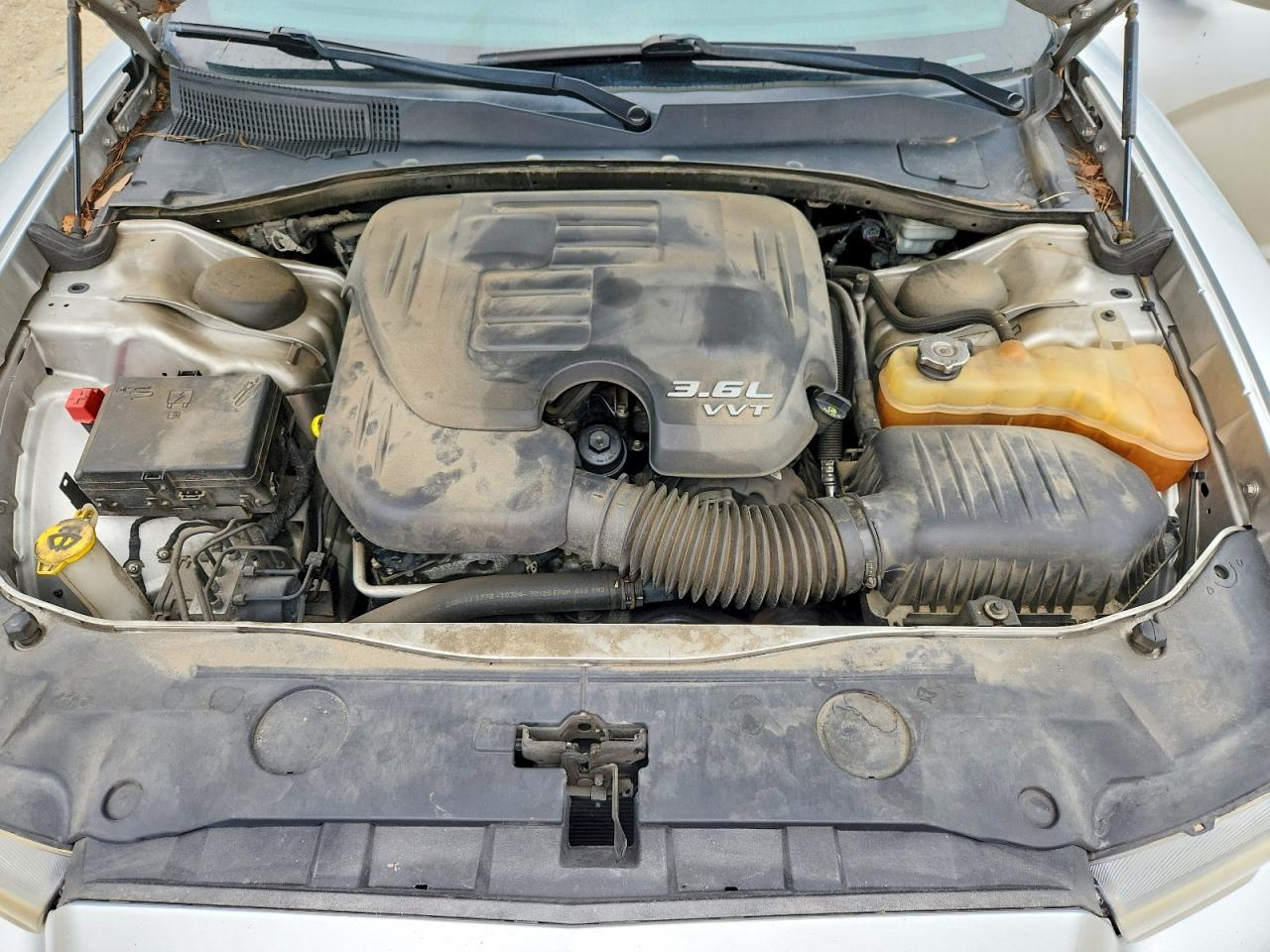 2012 DODGE CHARGER