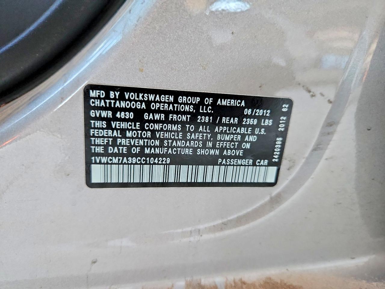2012 VOLKSWAGEN PASSAT