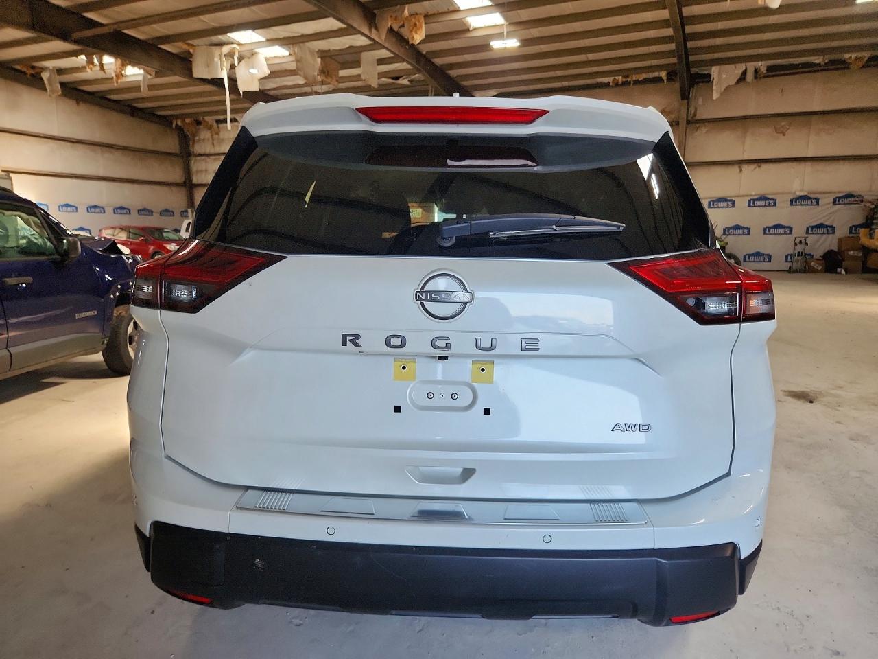 2025 NISSAN ROGUE