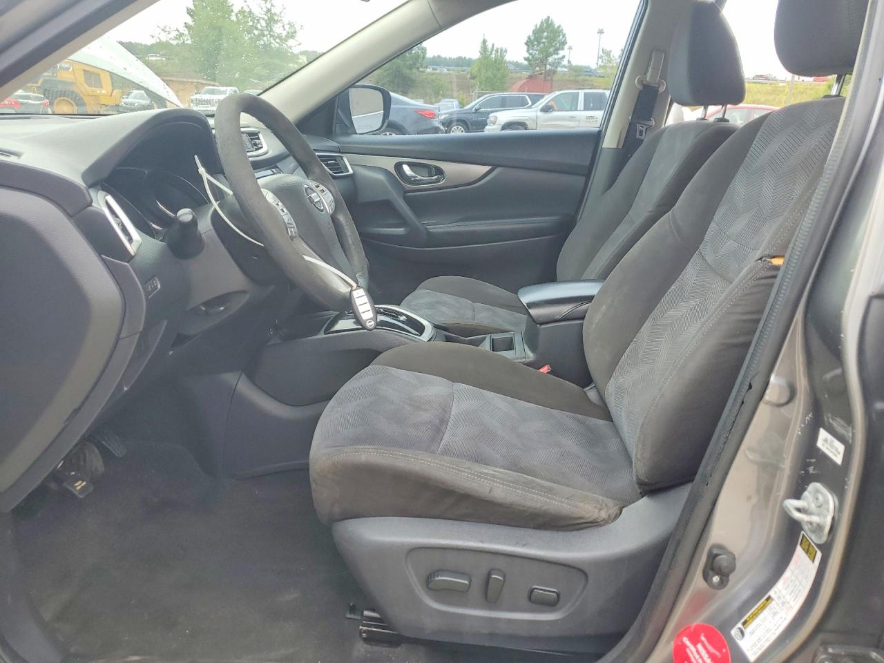2016 NISSAN ROGUE