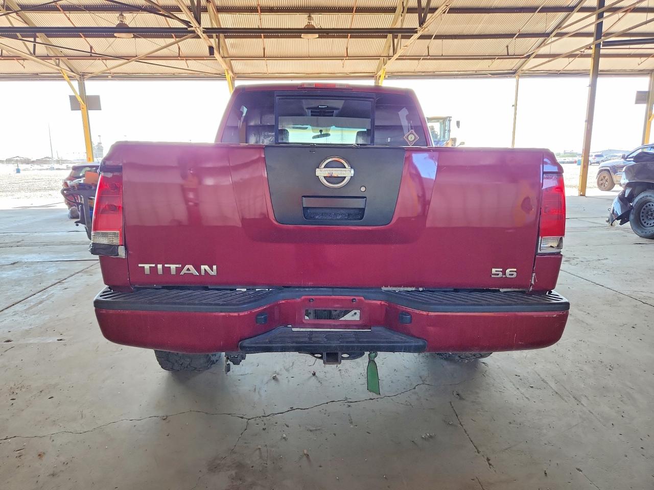 2005 NISSAN TITAN