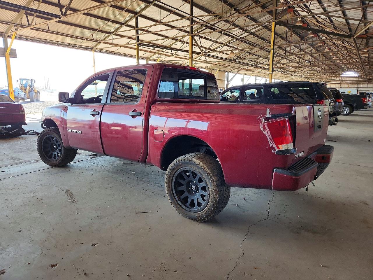 2005 NISSAN TITAN