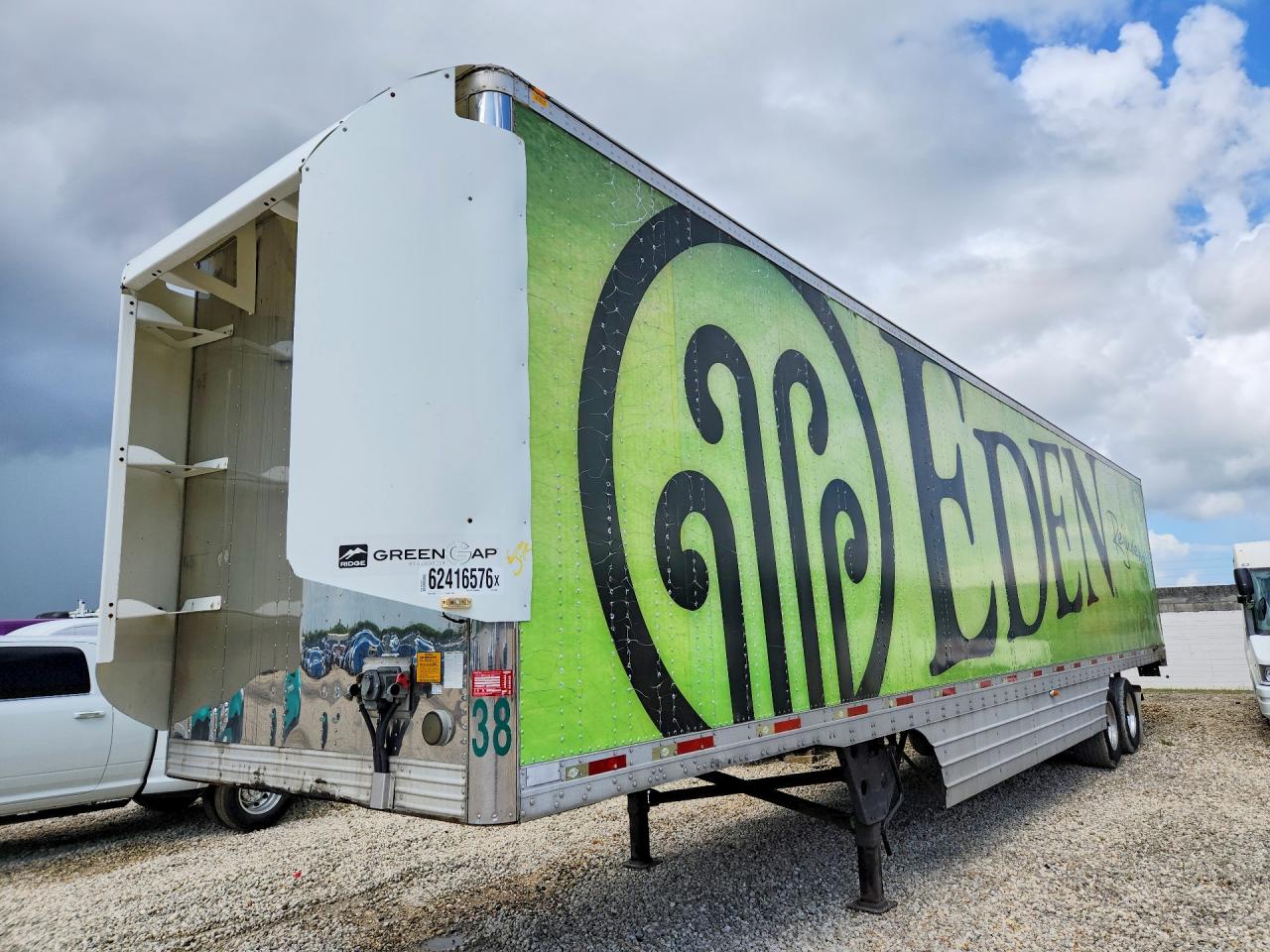 2009 UTILITY TRAILER TRAILER