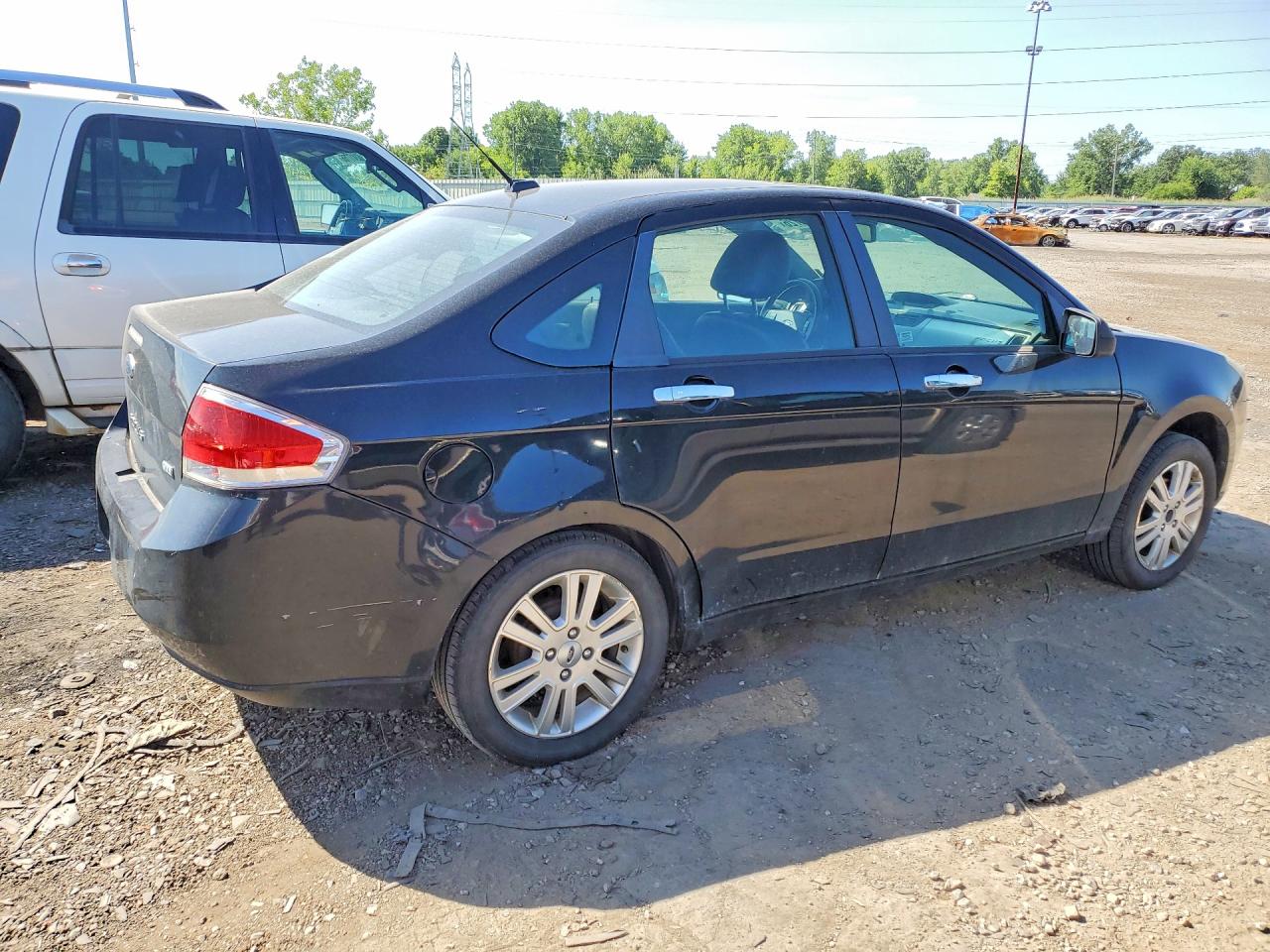 2010 FORD FOCUS