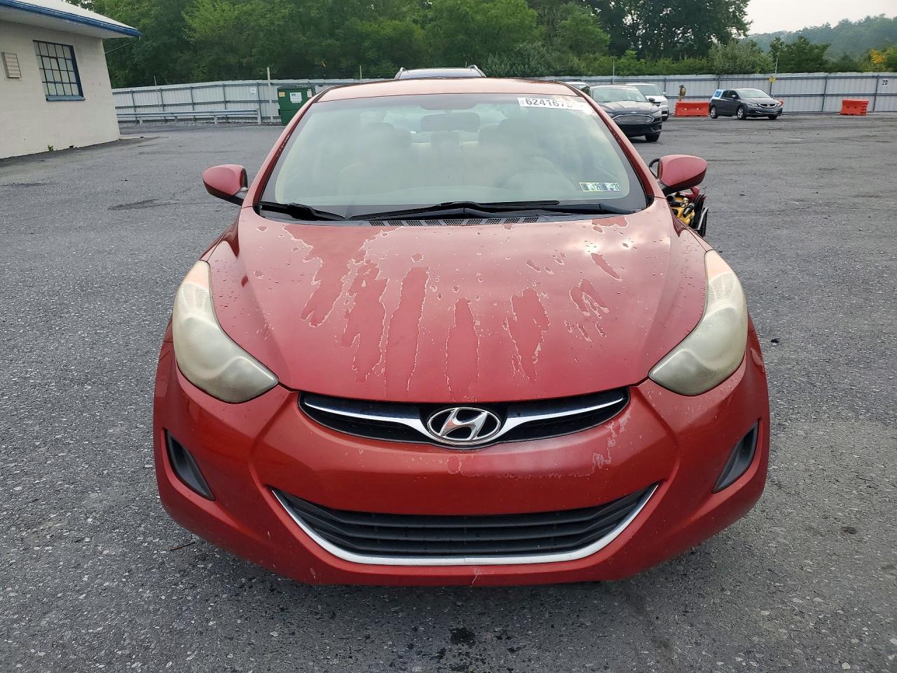 2012 HYUNDAI ELANTRA