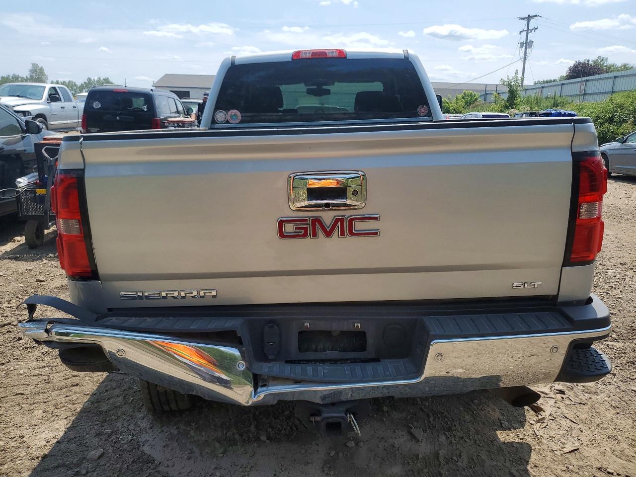 2015 GMC SIERRA