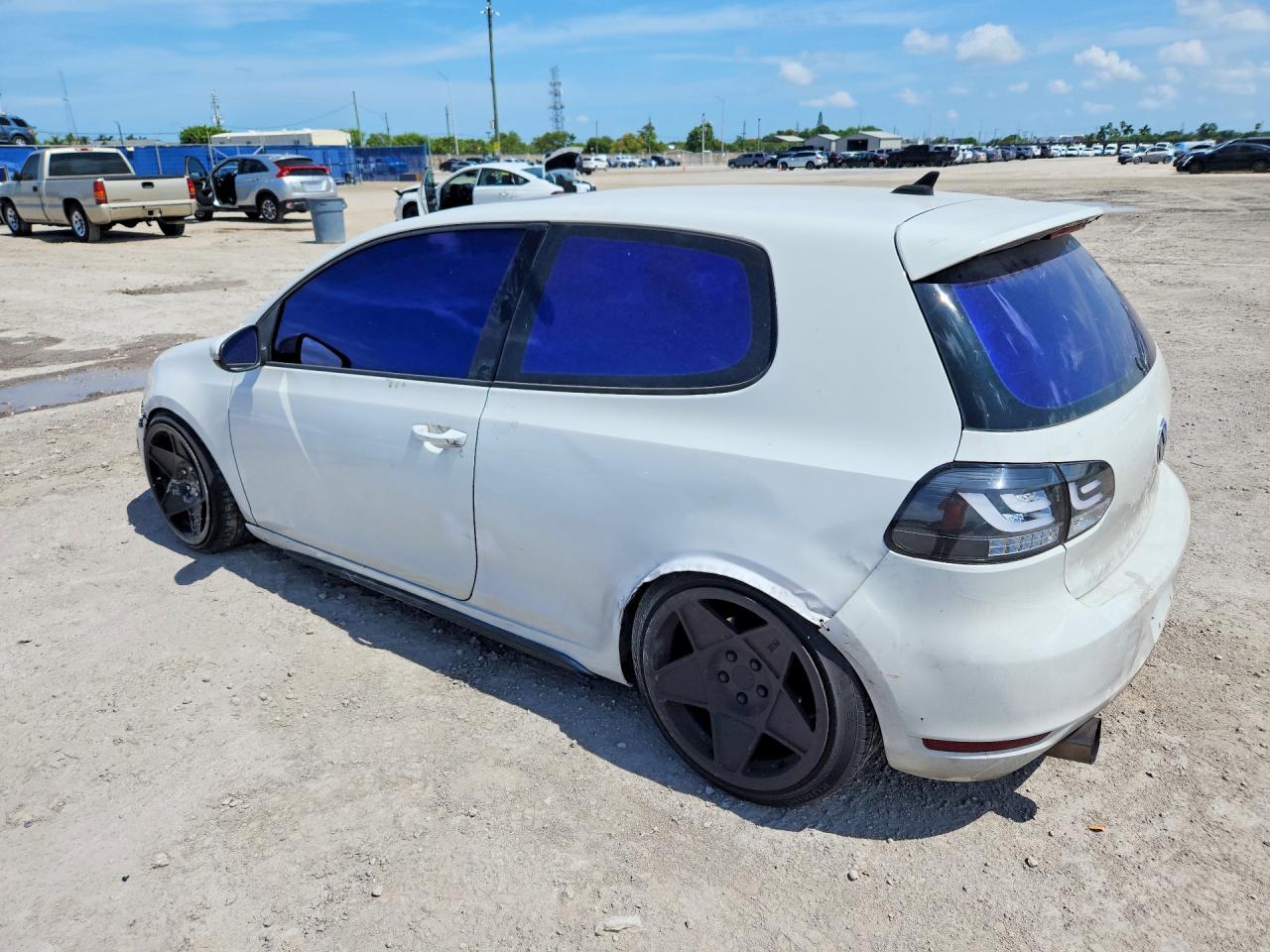 2012 VOLKSWAGEN GTI
