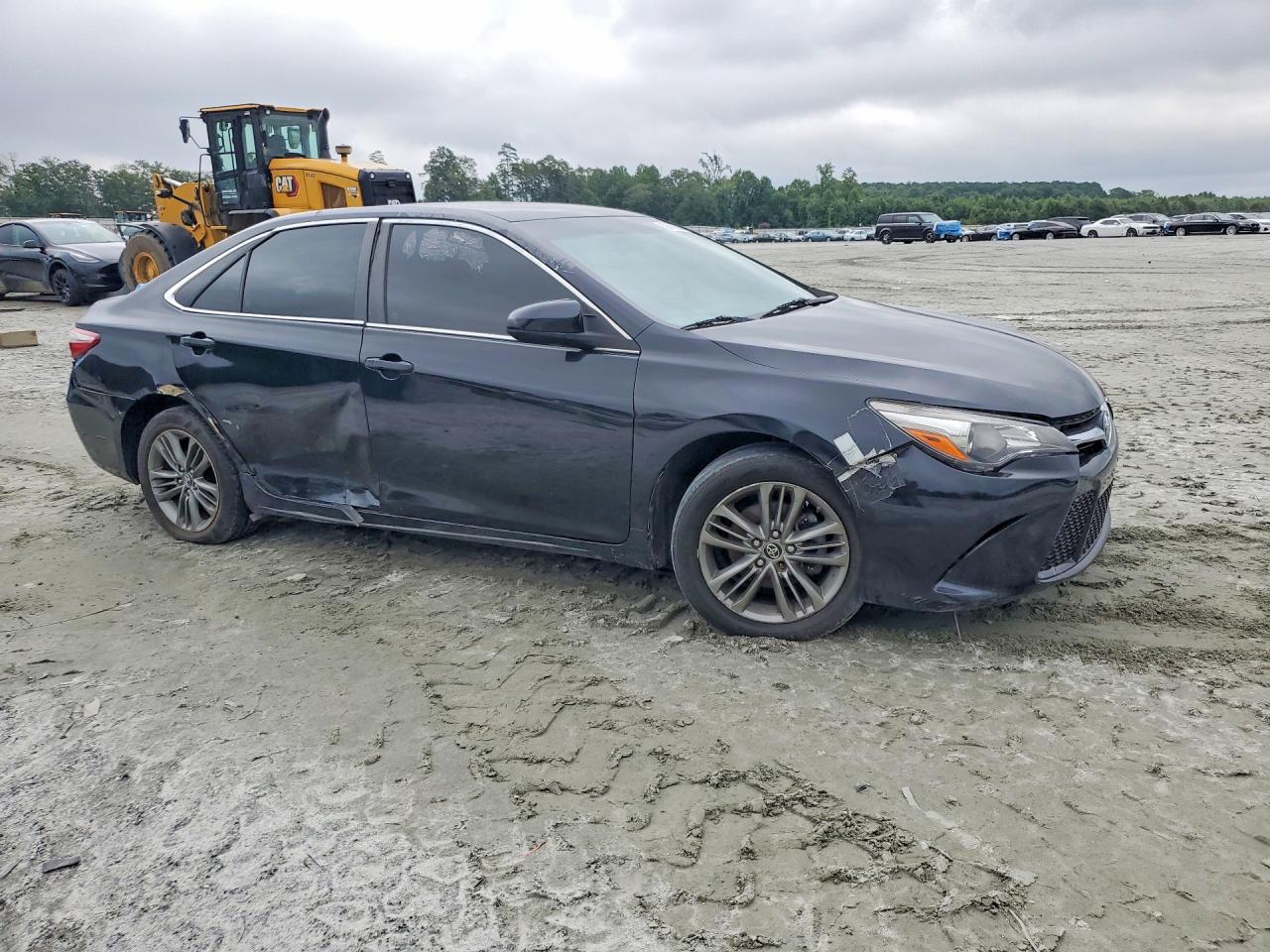 2017 TOYOTA CAMRY