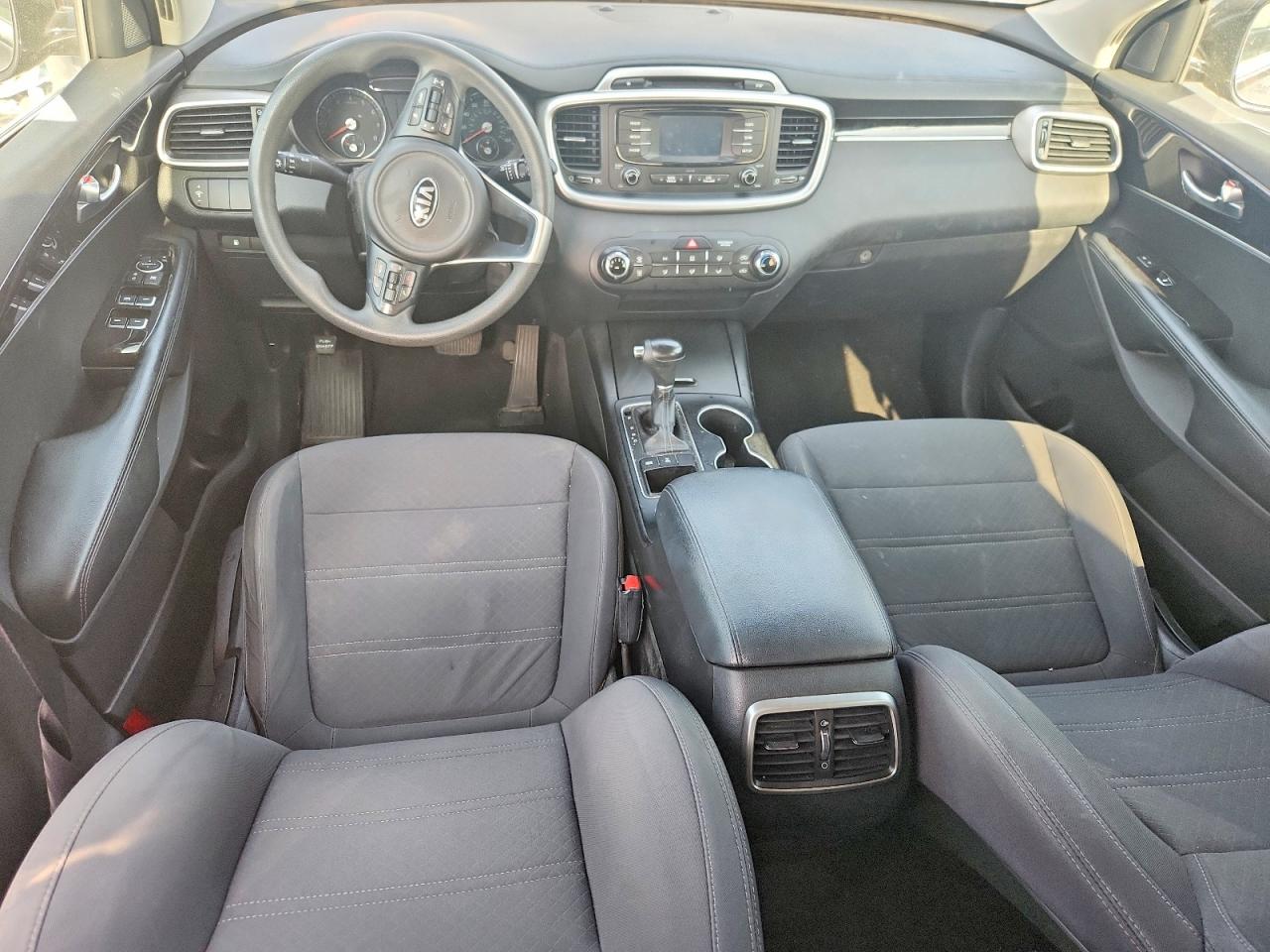 2017 KIA SORENTO