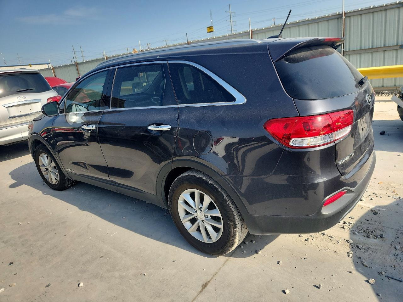 2017 KIA SORENTO