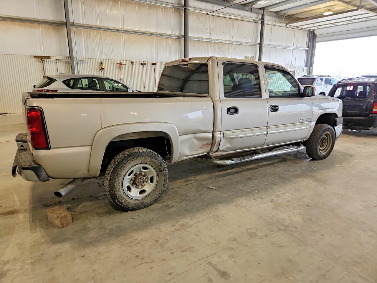2004 CHEVROLET SILVERADO