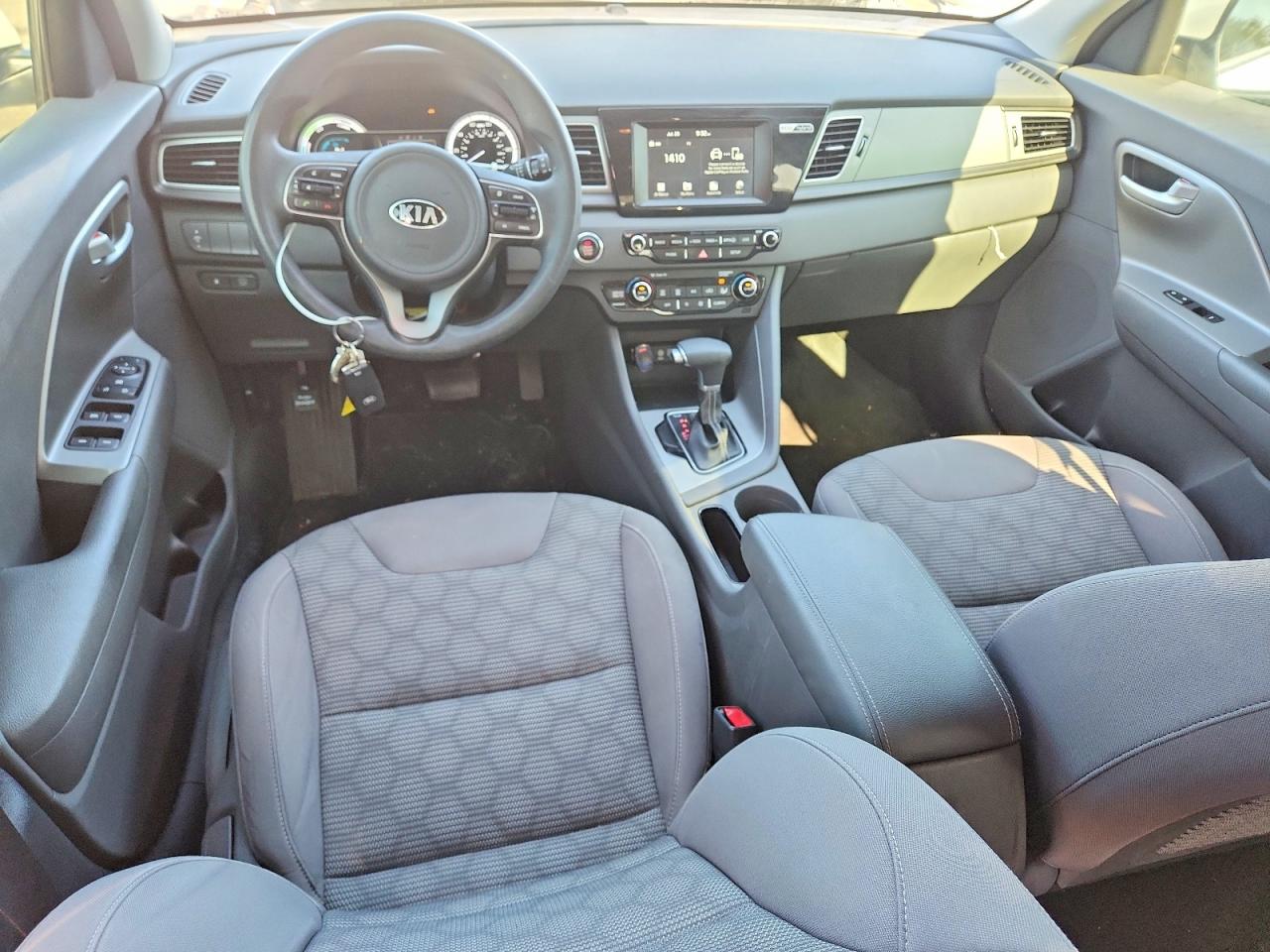 2017 KIA NIRO