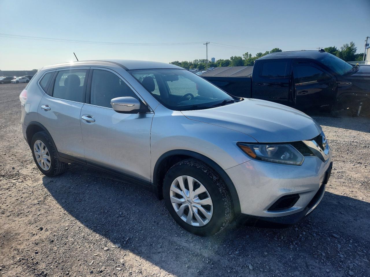 2015 NISSAN ROGUE
