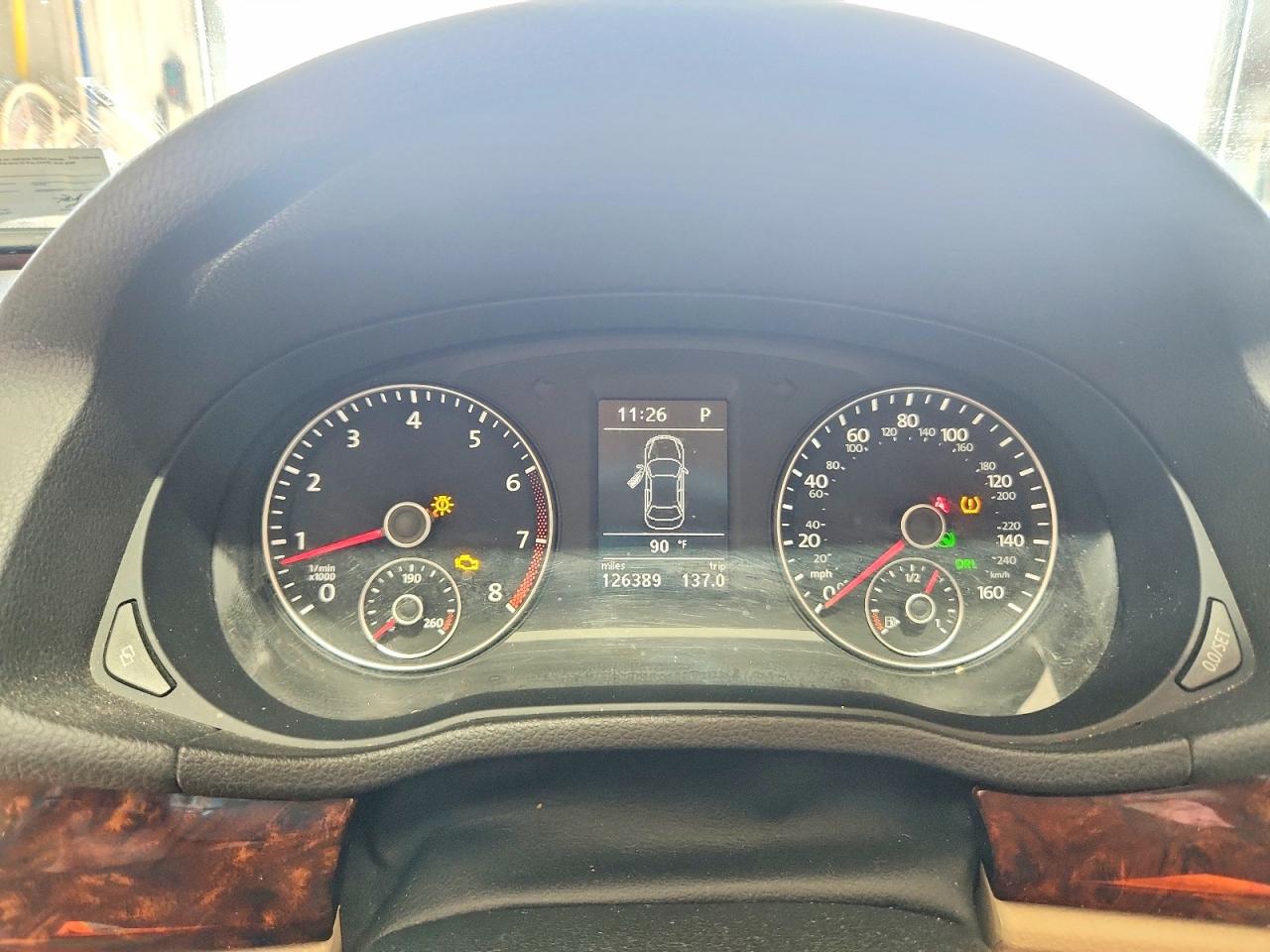 2012 VOLKSWAGEN PASSAT