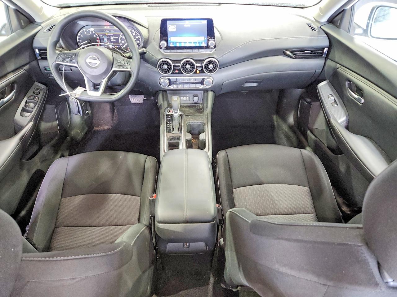 2025 NISSAN SENTRA