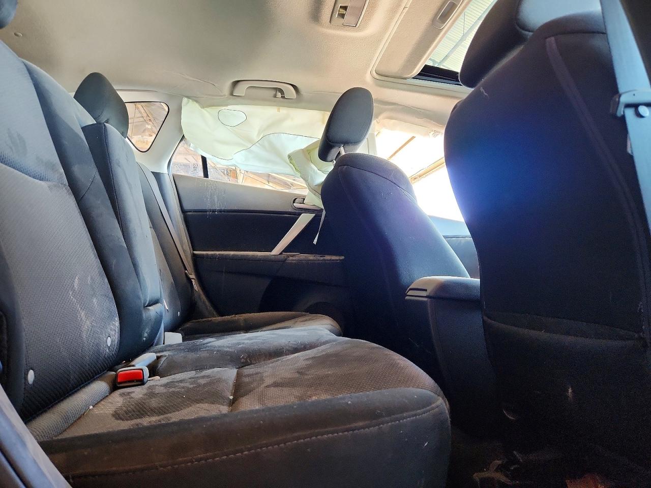 2012 MAZDA MAZDA3
