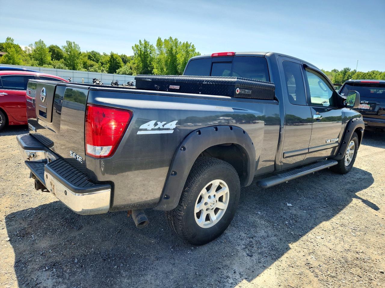 2006 NISSAN TITAN