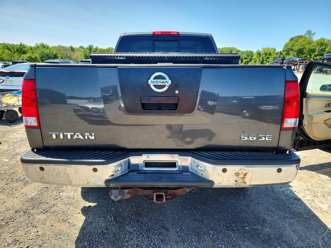 2006 NISSAN TITAN