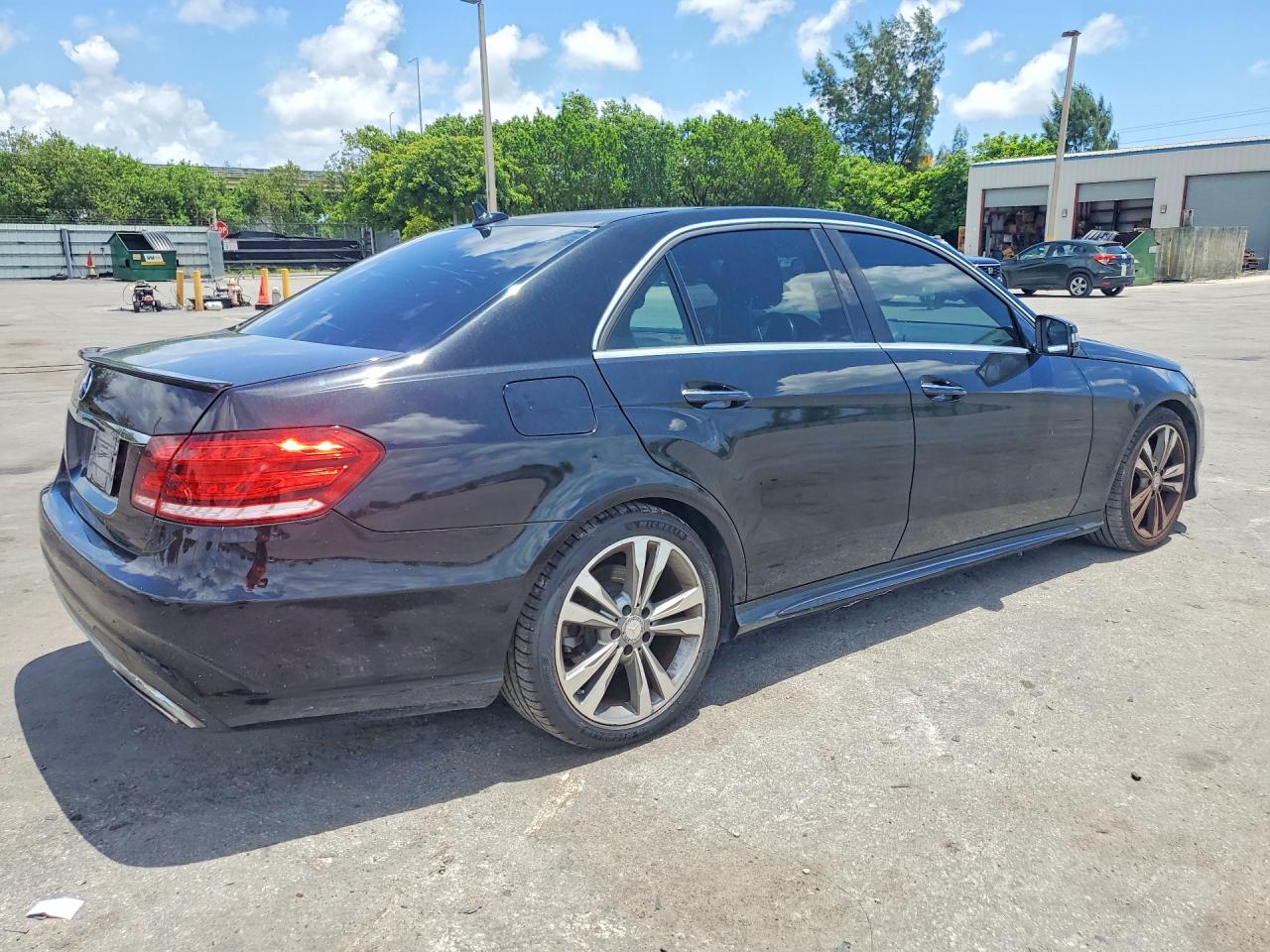 2014 MERCEDES-BENZ E-CLASS