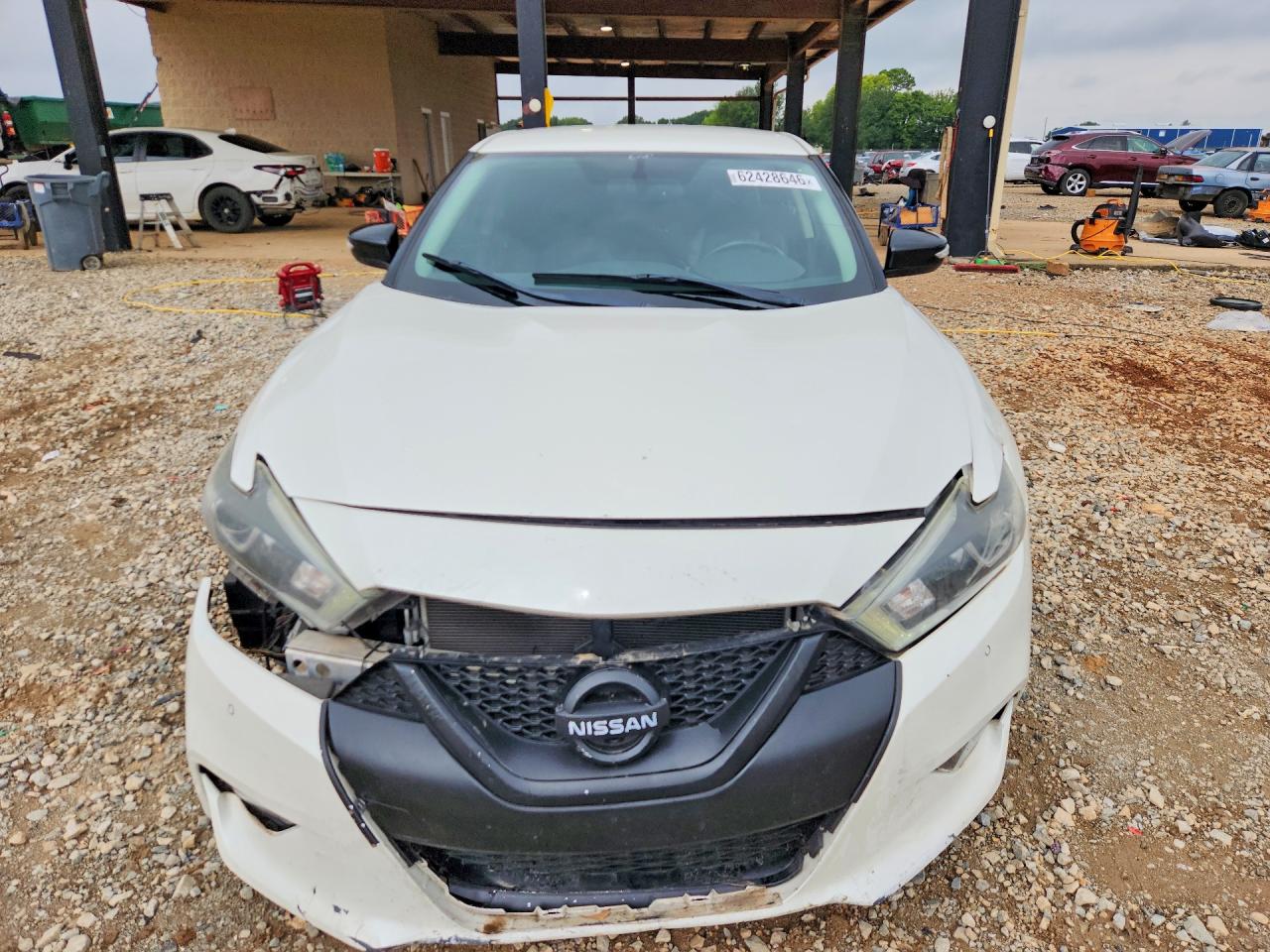 2018 NISSAN MAXIMA