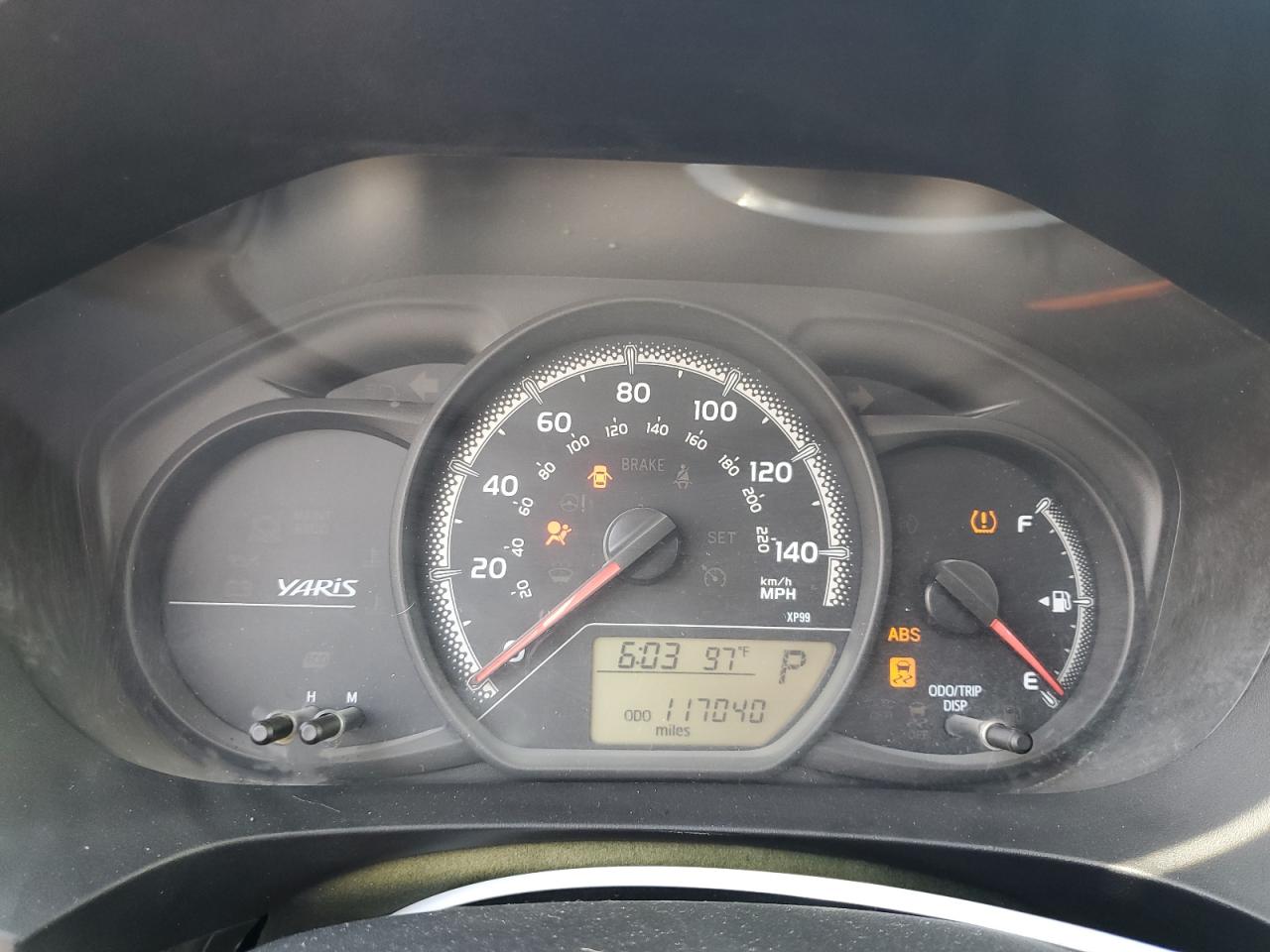2015 TOYOTA YARIS