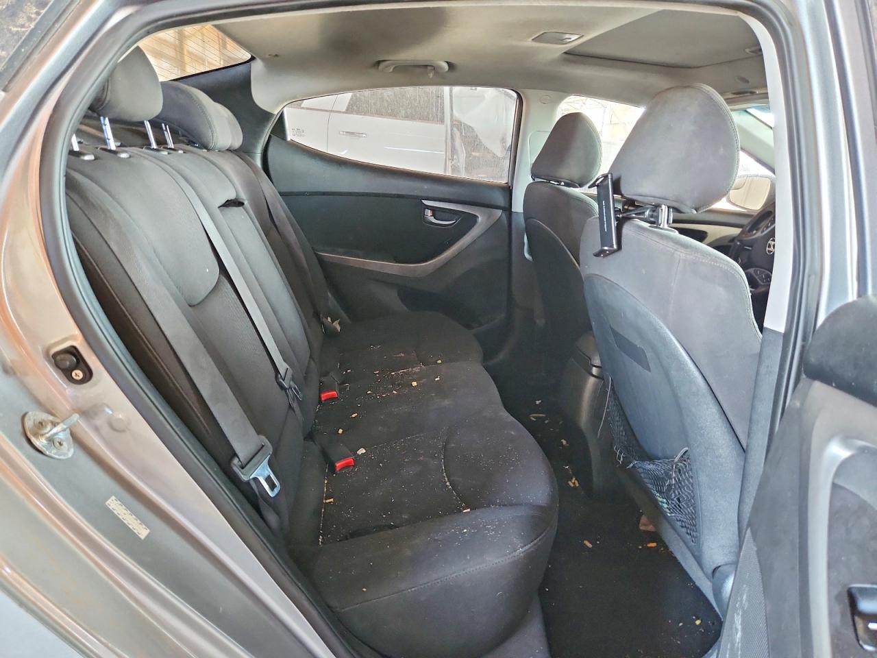 2016 HYUNDAI ELANTRA