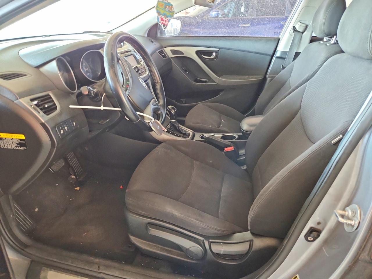 2016 HYUNDAI ELANTRA